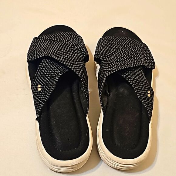 Ryka Black and white sandals size 7 - Picture 3 of 7